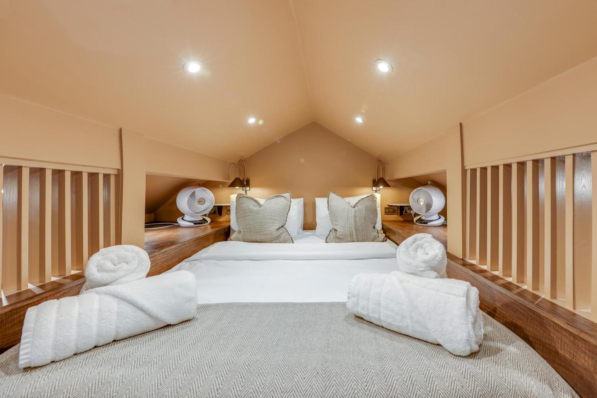 Apartments For Two In Brand New Luxury Rural Farmhouse Escape Ramsbottom Εξωτερικό φωτογραφία